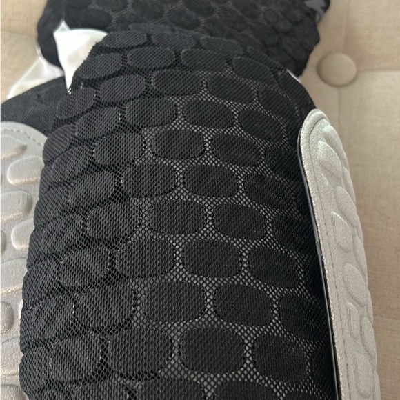 Men’s Nike combat football shorts - Picture 4 of 6